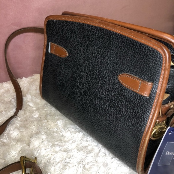 DOONEY & BOURKE BUCKLE ZIP TOP - Picture 7 of 16